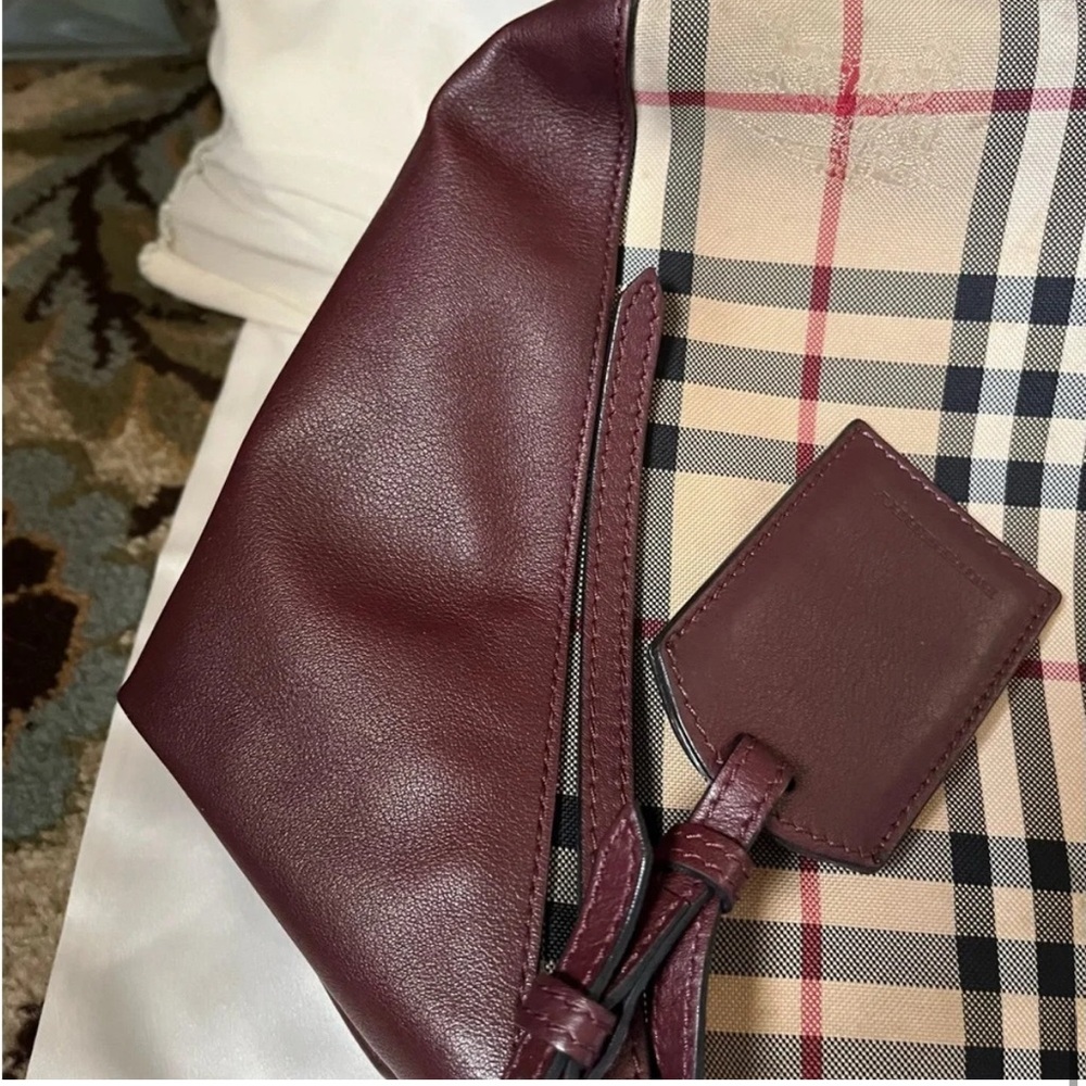 Burberry Vintage House Check Tote Bag Burgundy Leather - Picture 7 of 11